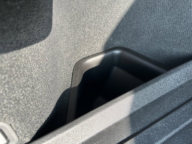 Used 2024 Jeep Grand Cherokee Overland image 12