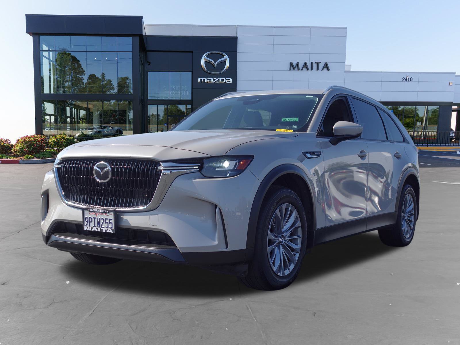 Certified 2024 MAZDA CX-90 Plug-In Hybrid w/ Preferred AWD/4WD image 9