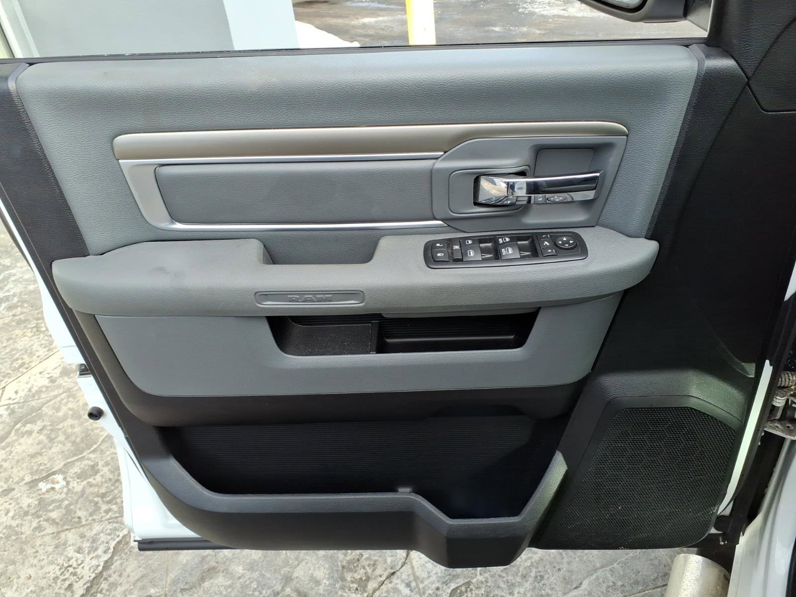 Used 2016 RAM 1500 Big Horn AWD/4WD image 11