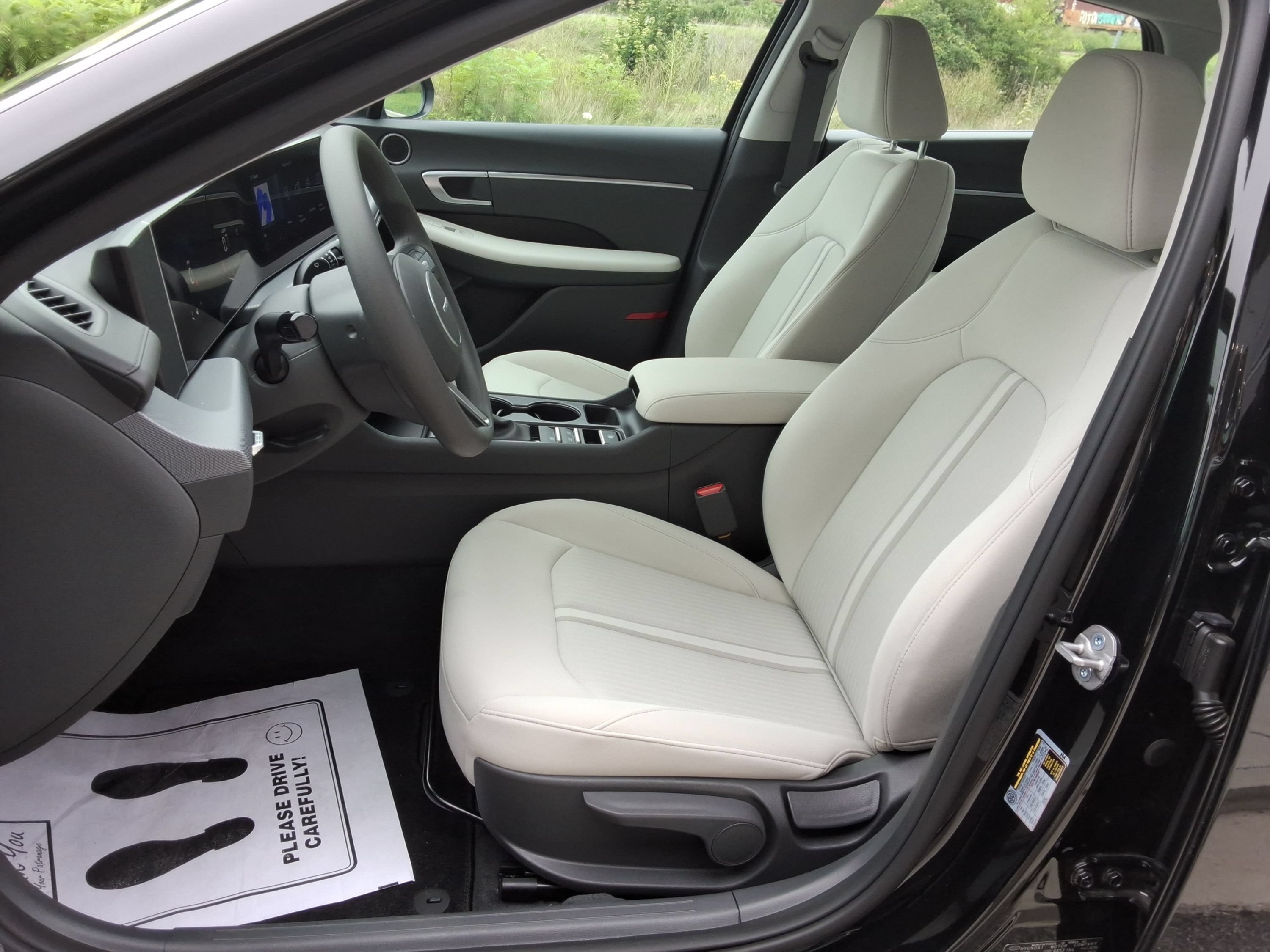 Used 2026 Hyundai Sonata SE FWD image 27