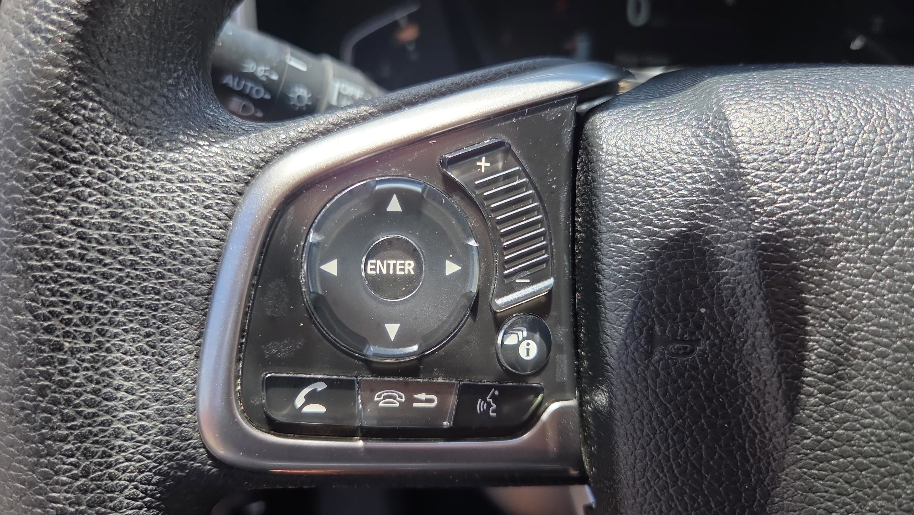 Used 2018 Honda CR-V EX image 24