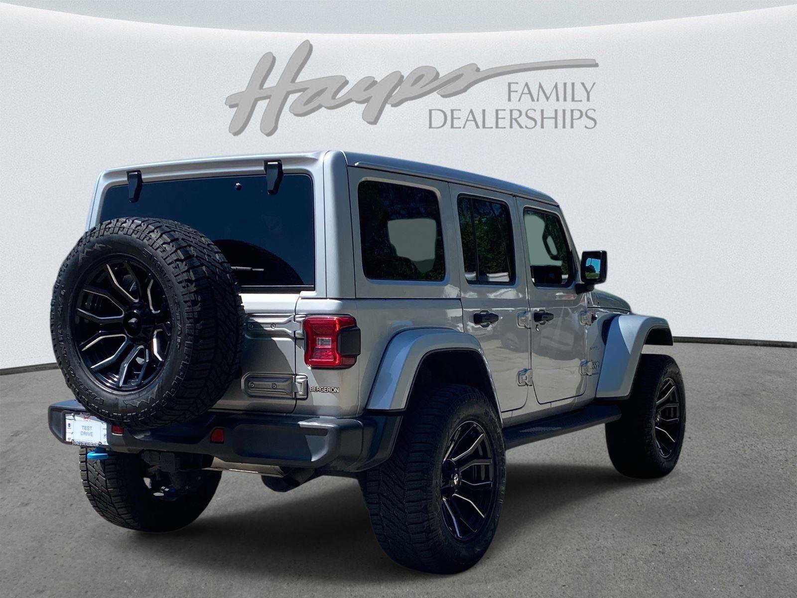 Used 2023 Jeep Wrangler Sahara w/ Cold Weather Group image 3