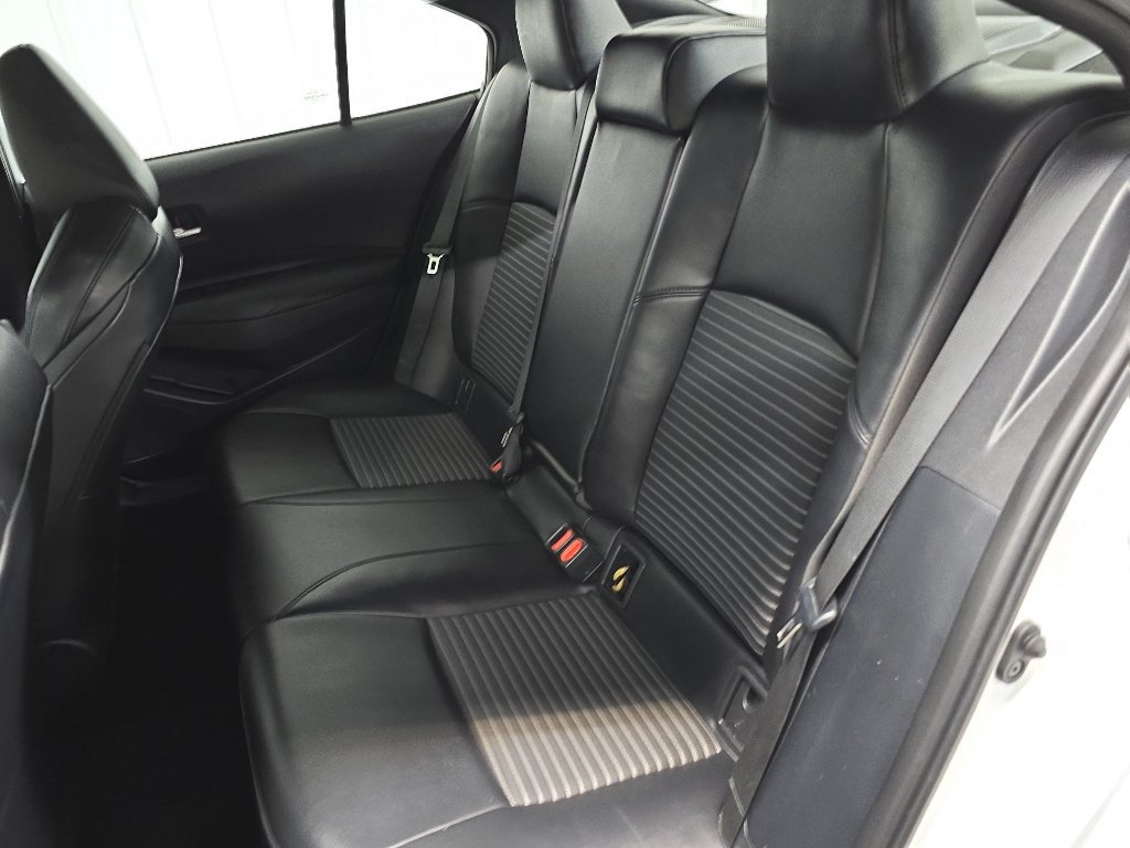 Used 2023 Toyota Corolla XSE FWD image 31