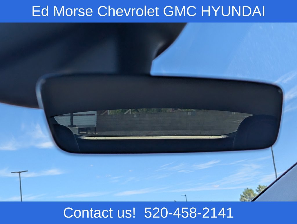 Used 2024 Tesla Model Y Long Range AWD/4WD image 19