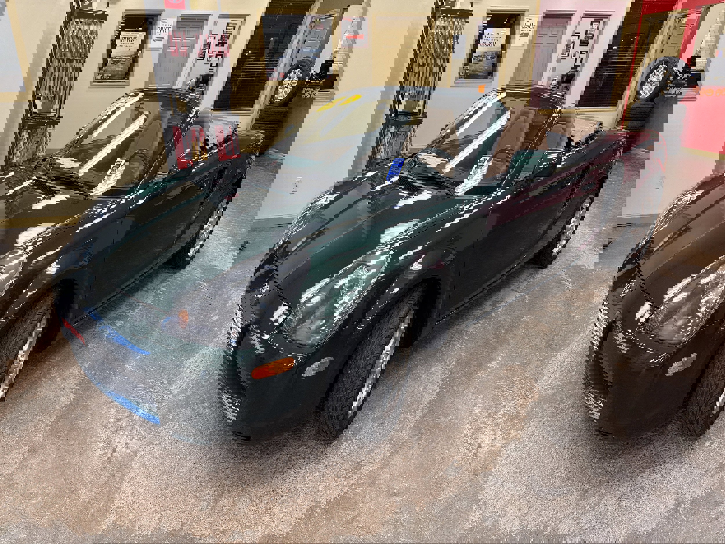 Used 2002 Toyota MR2 image 27