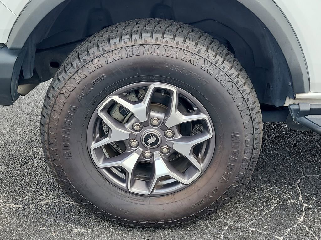 Used 2022 Ford Bronco Badlands image 5