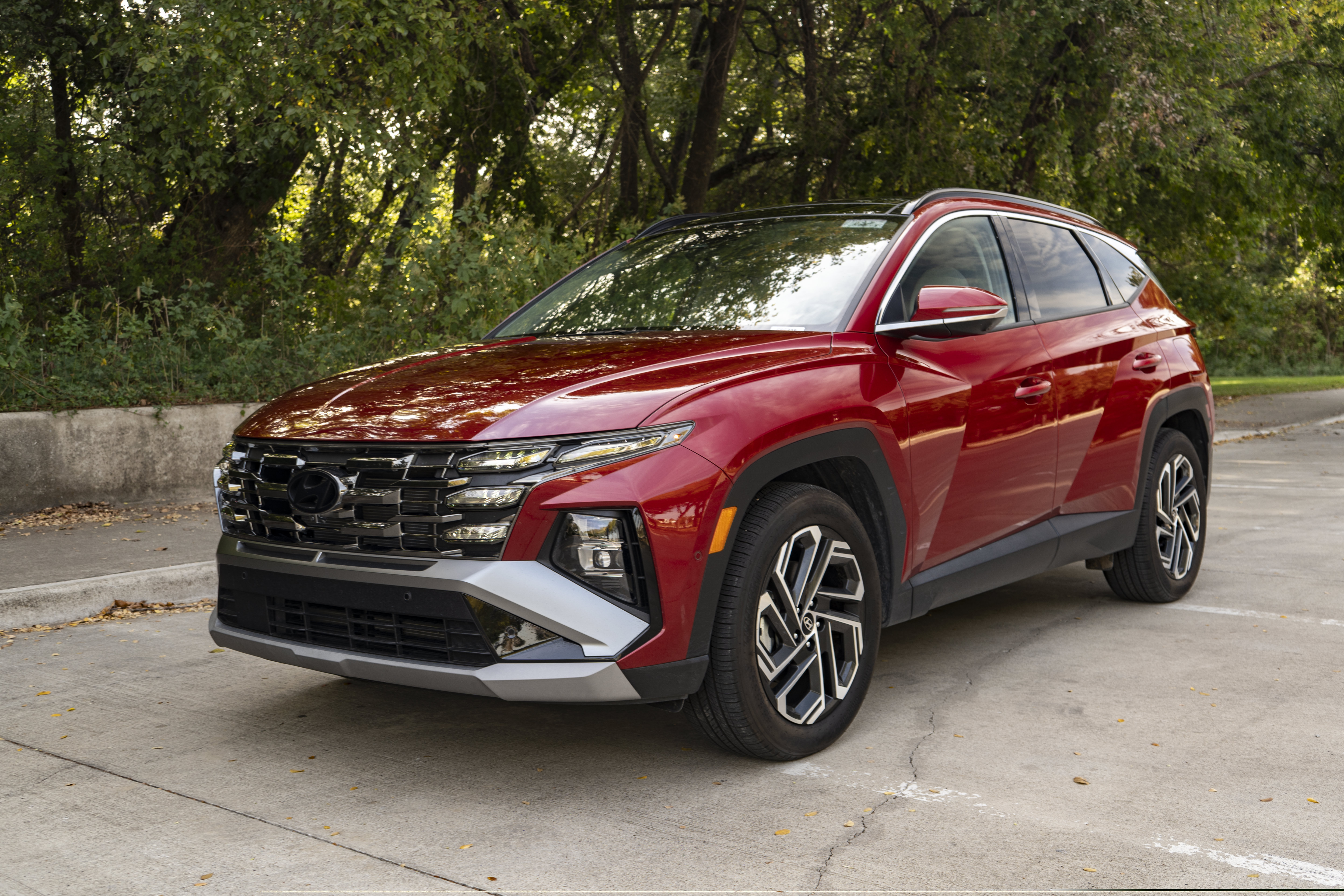 Used 2025 Hyundai Tucson Limited FWD image 5