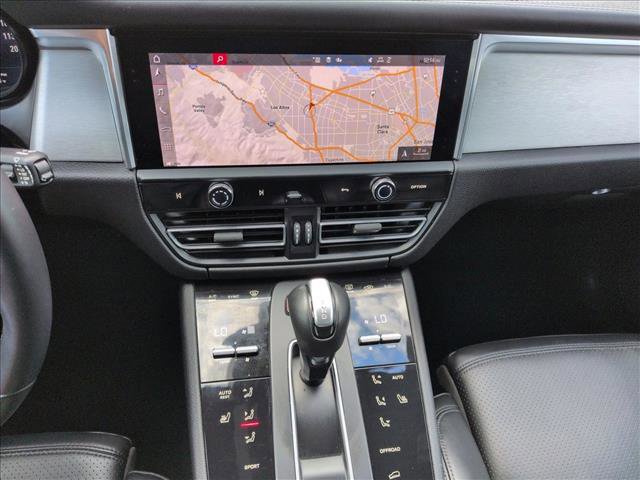 Used 2023 Porsche Macan S image 15