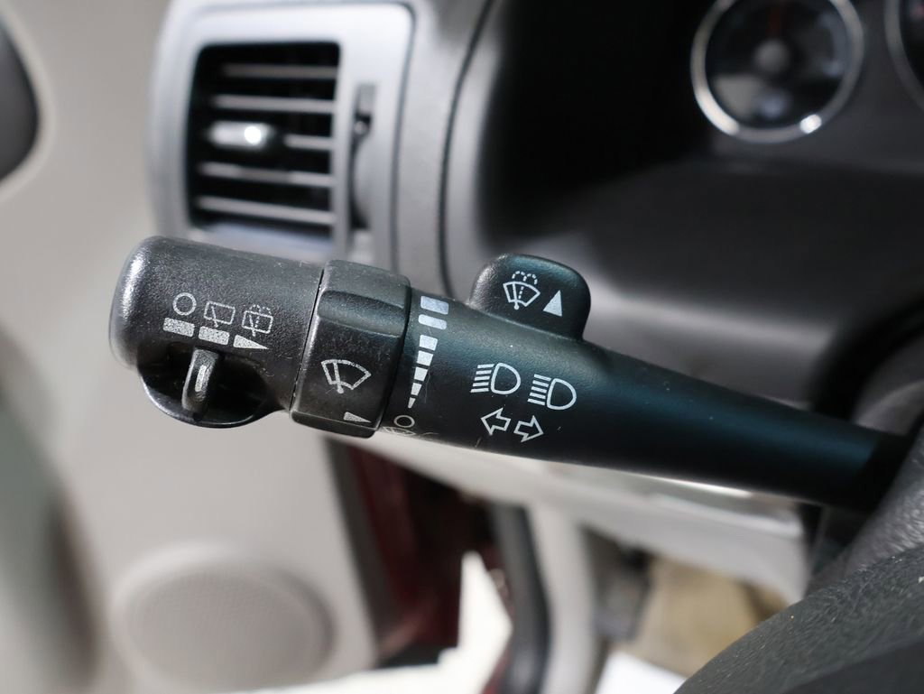 Used 2005 Chevrolet Uplander LT w/ Premium Seating Package image 27