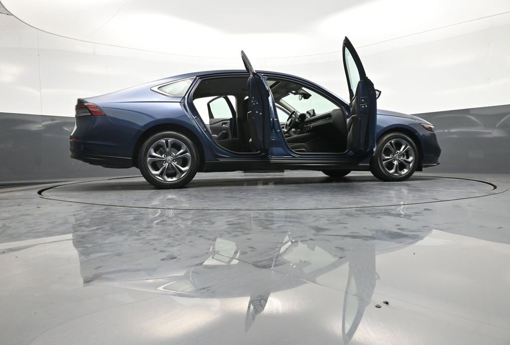 Certified 2023 Honda Accord EX image 48