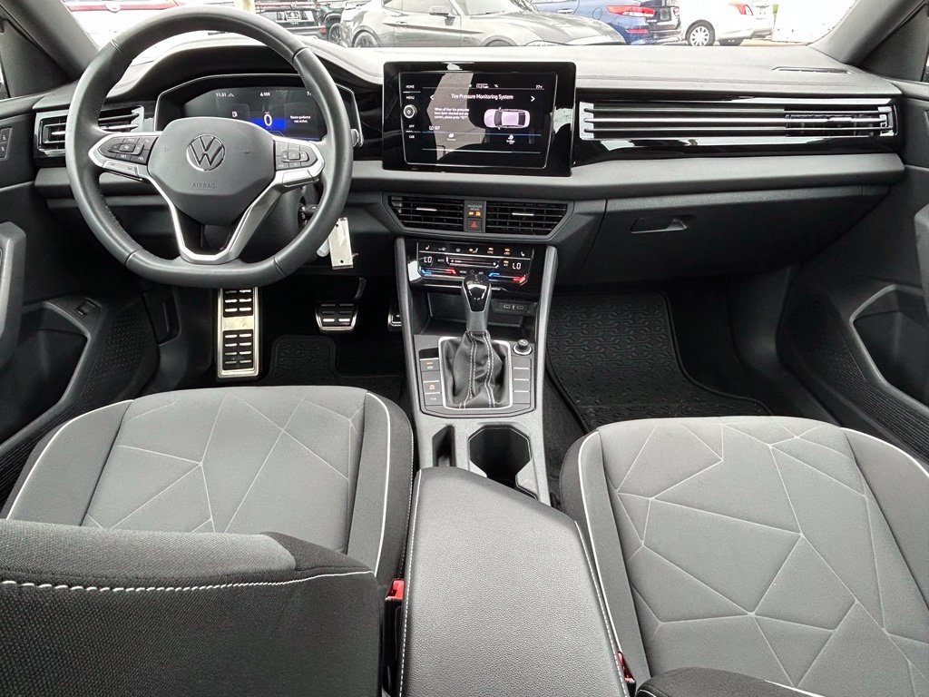 Used 2026 Volkswagen Jetta Sport FWD image 10