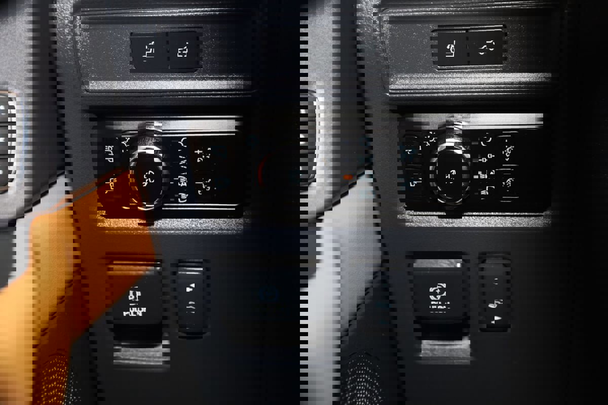 Used 2024 Ford Expedition Max Platinum AWD/4WD image 38