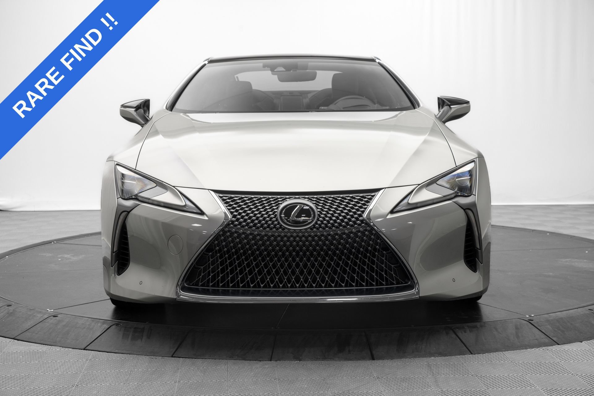 Used 2021 Lexus LC 500 Coupe w/ Touring Package RWD image 2