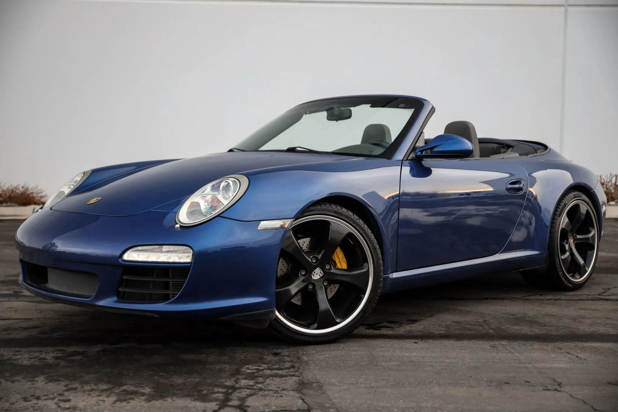 Used 2009 Porsche 911 Carrera image 2