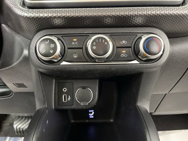 Used 2020 Nissan Kicks S w/ Interior Electronics Package image 27