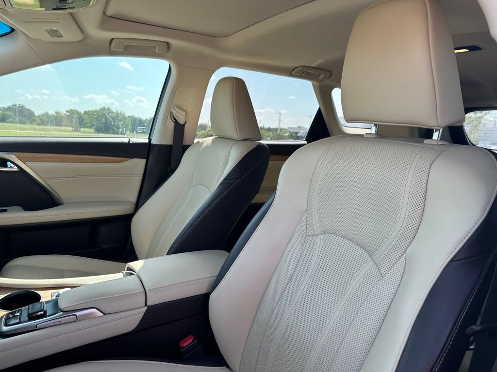 Used 2019 Lexus RX 450hL Premium w/ Premium Package AWD/4WD image 12