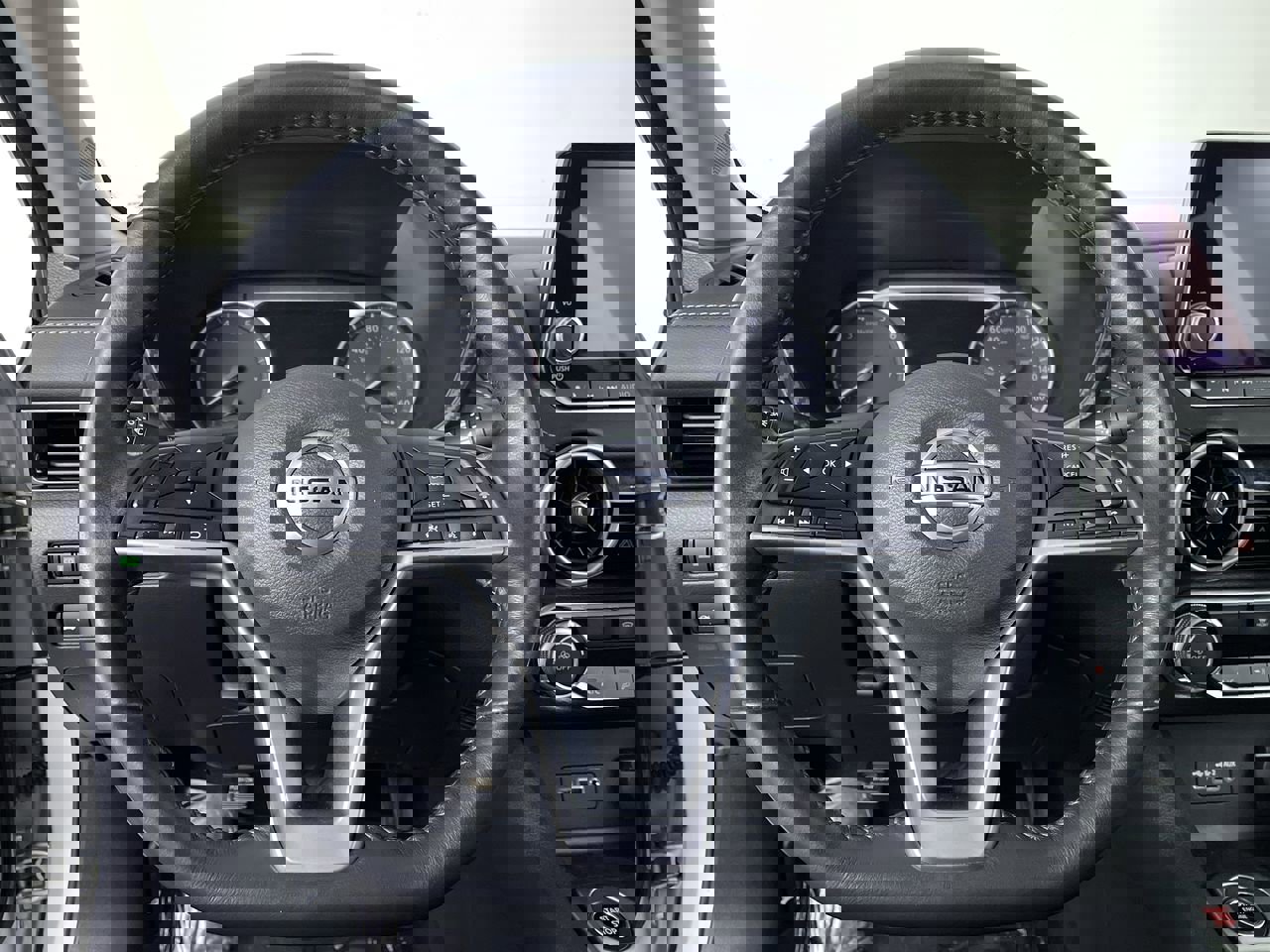 Used 2022 Nissan Sentra SV image 13