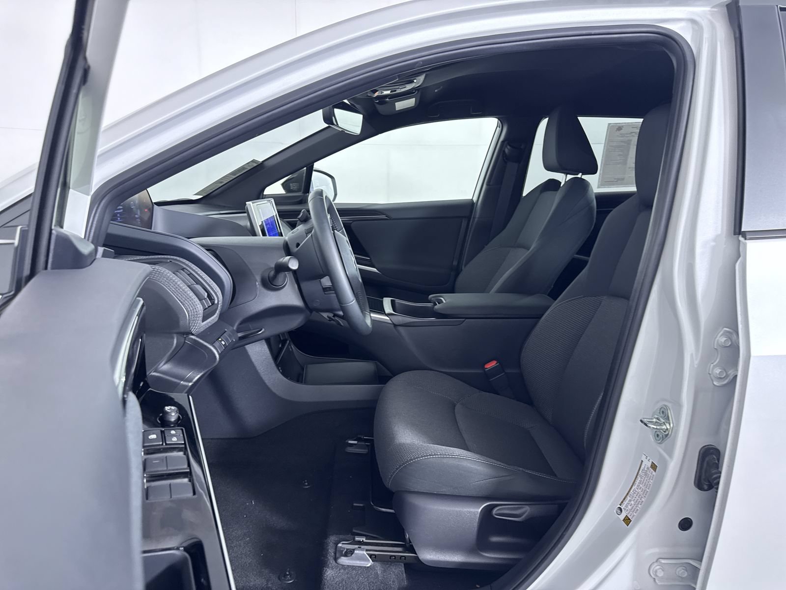 Certified 2023 Subaru Solterra AWD image 21