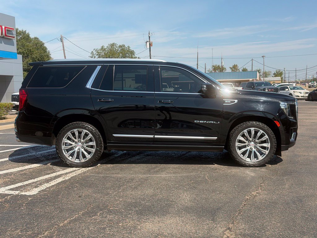 Used 2023 GMC Yukon Denali AWD/4WD image 5