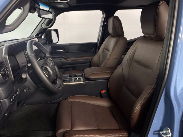 Used 2027 Toyota Land Cruiser w/ Premium Package AWD/4WD image 15
