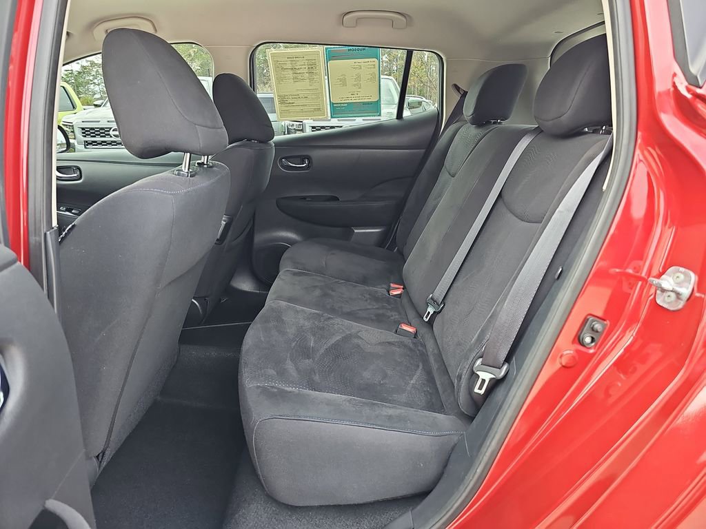 Used 2014 Nissan Leaf SV w/ LED & Quick Charge Package image 16