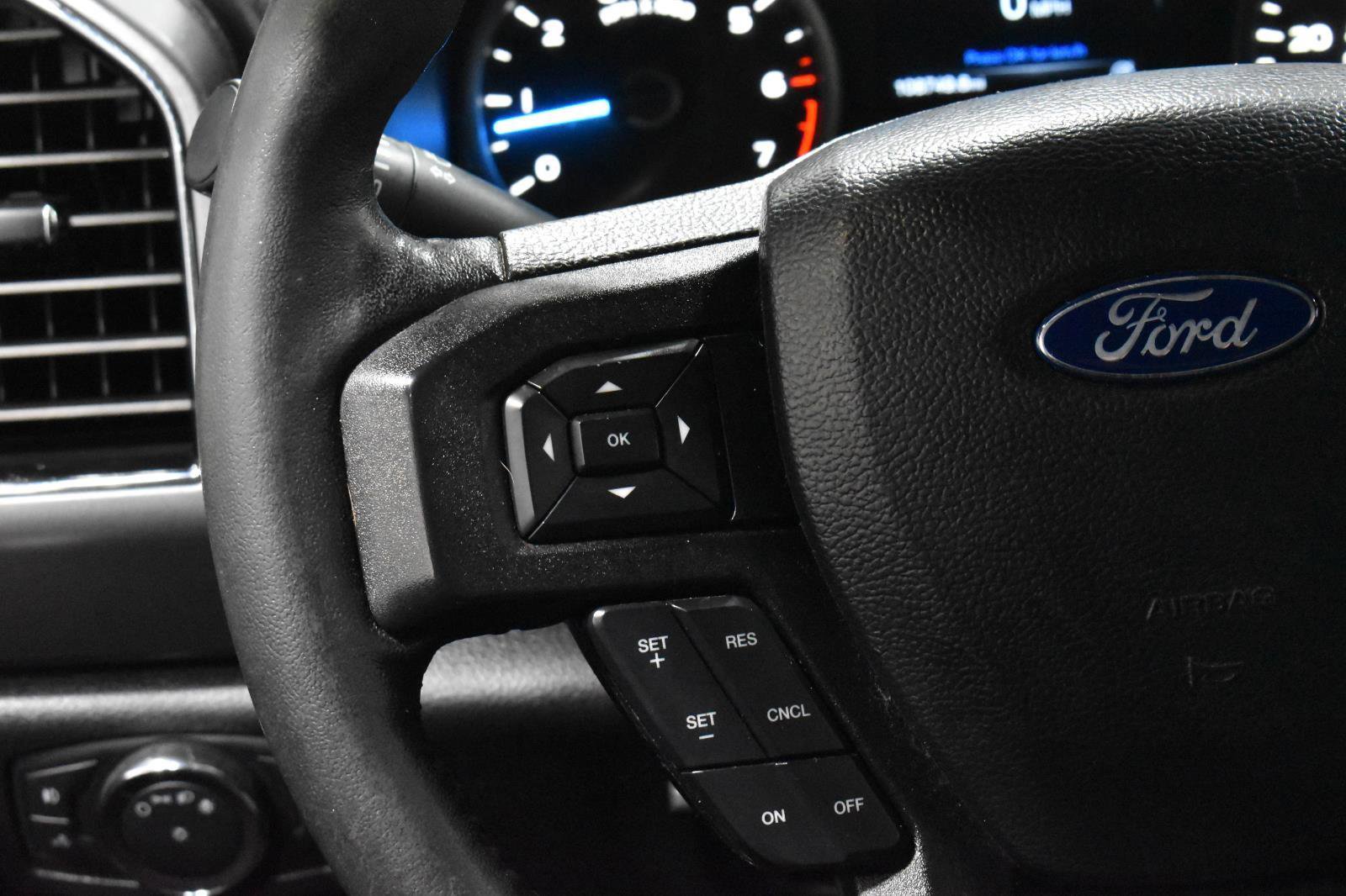 Used 2018 Ford F150 XLT w/ Equipment Group 302A Luxury image 8