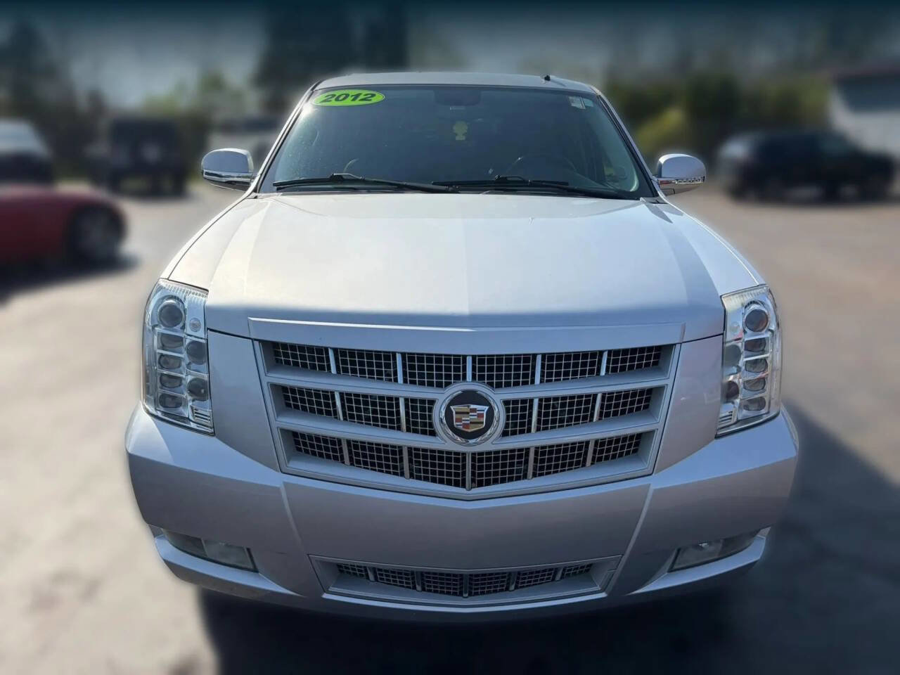 Used 2012 Cadillac Escalade ESV Premium AWD/4WD image 2