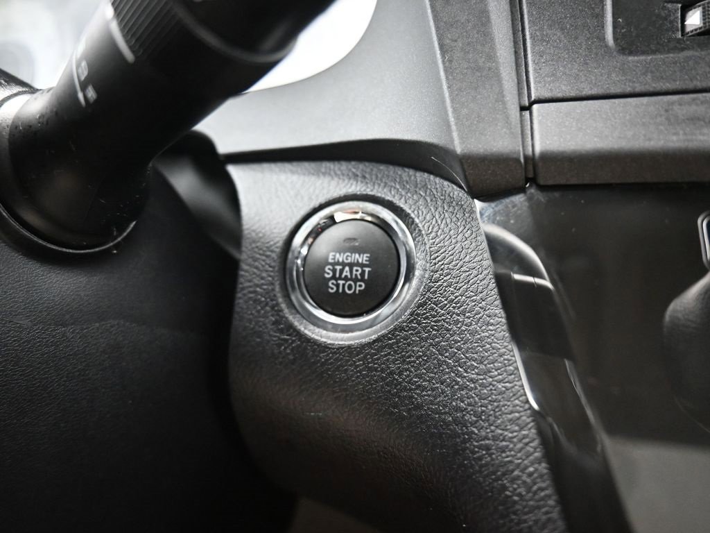 Used 2020 Toyota Sienna SE Premium image 20