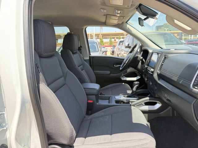 Used 2022 Nissan Frontier SV RWD image 27