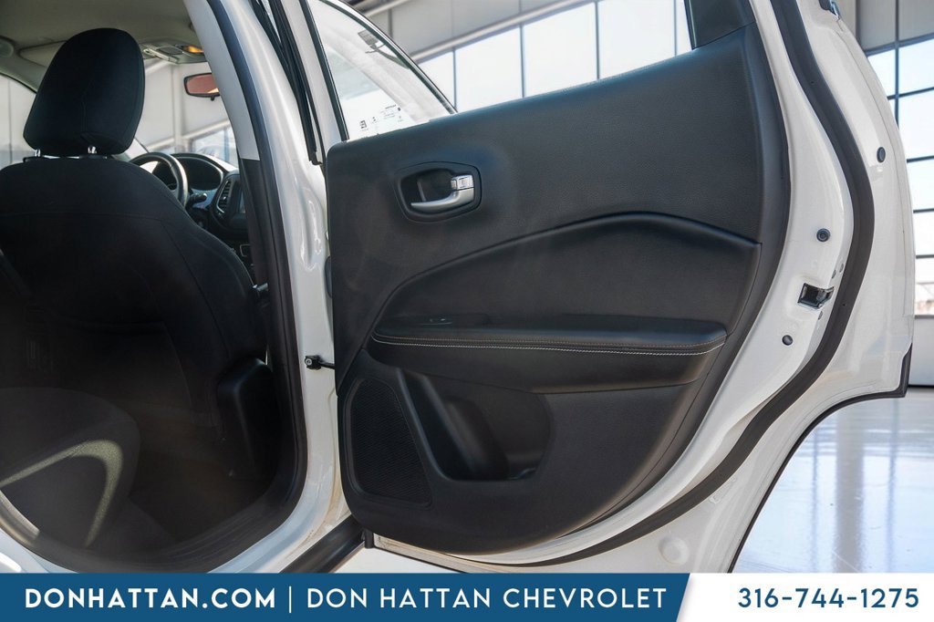 Used 2021 Jeep Compass Sport FWD image 19
