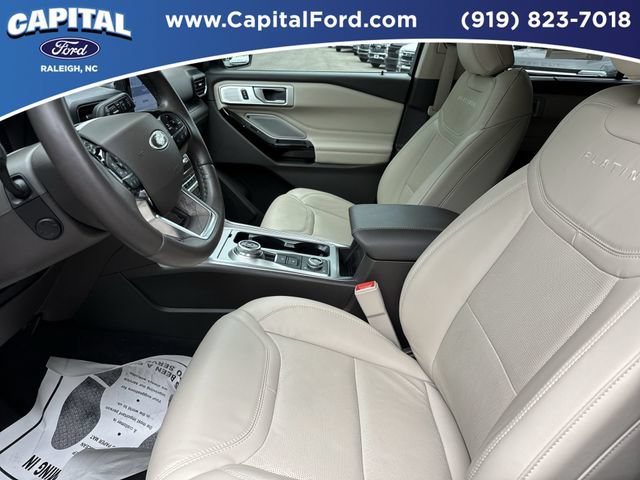 Certified 2022 Ford Explorer Platinum w/ Equipment Group 601A AWD/4WD image 19