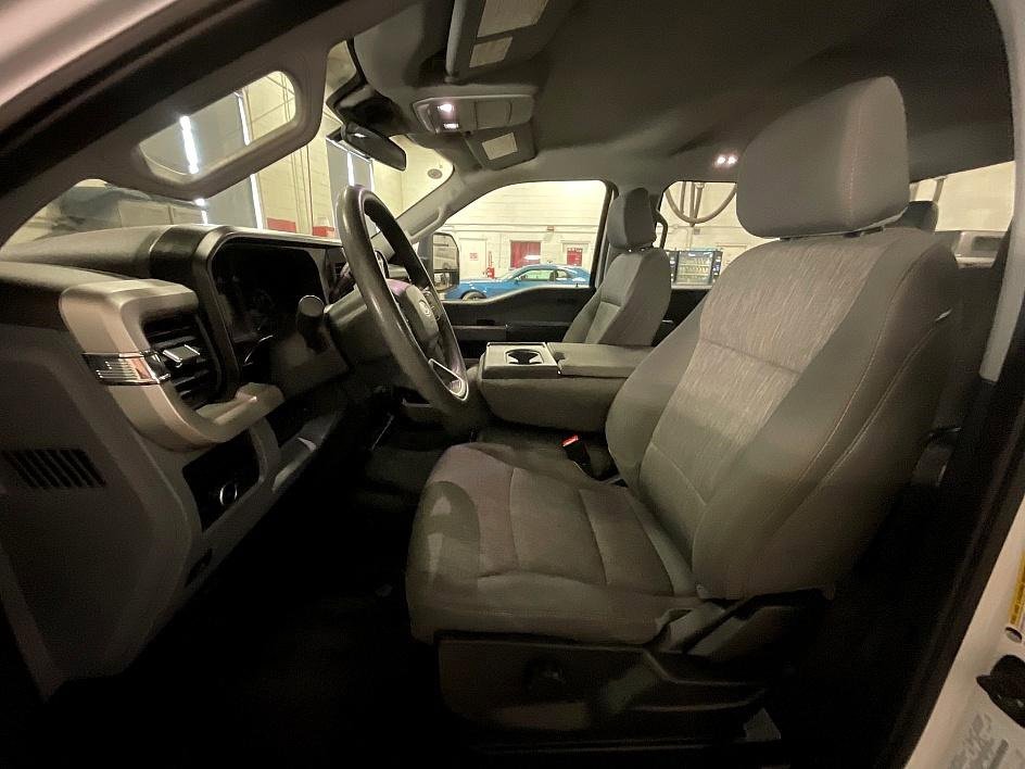 Used 2024 Ford F250 XL w/ STX Appearance Package image 4