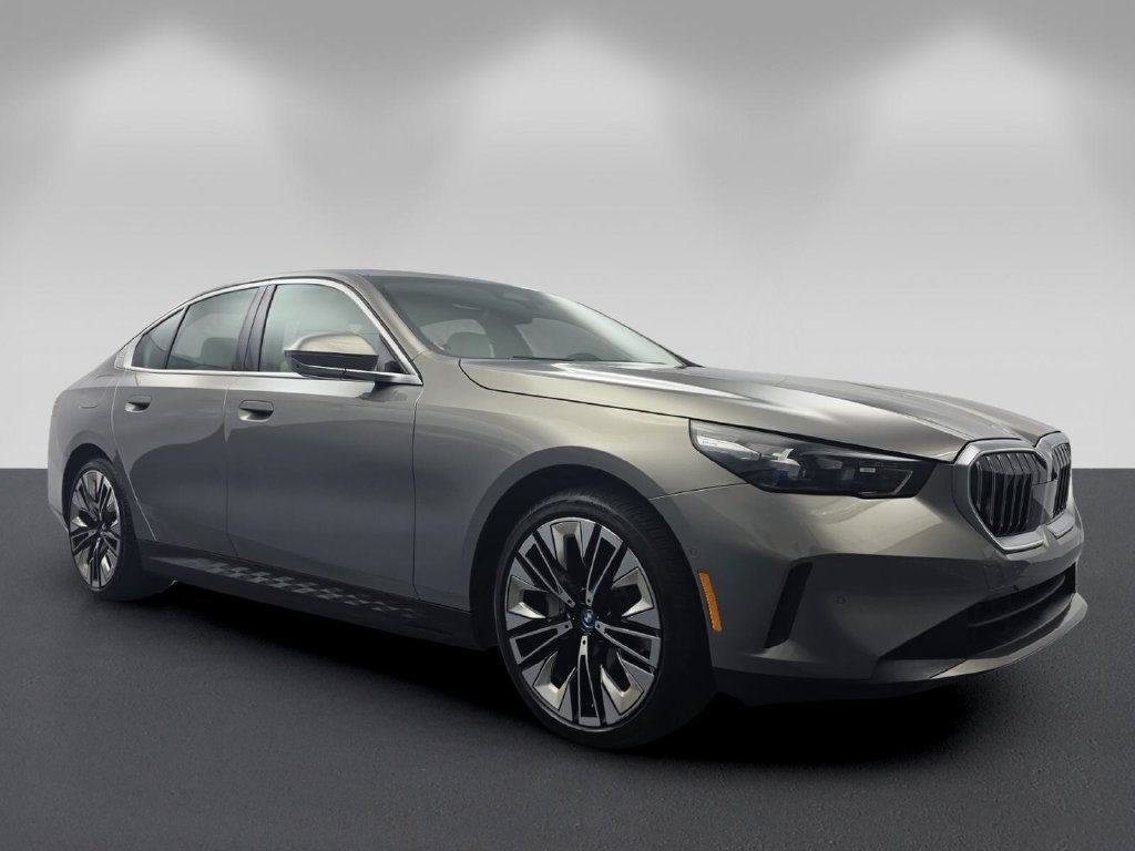 Used 2025 BMW i5 eDrive40i w/ Premium Package