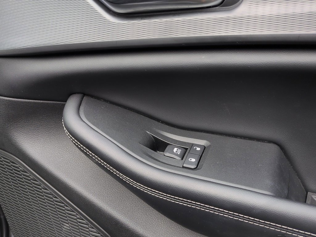 Used 2024 Jeep Grand Cherokee Laredo X w/ Trailer Tow Package image 19