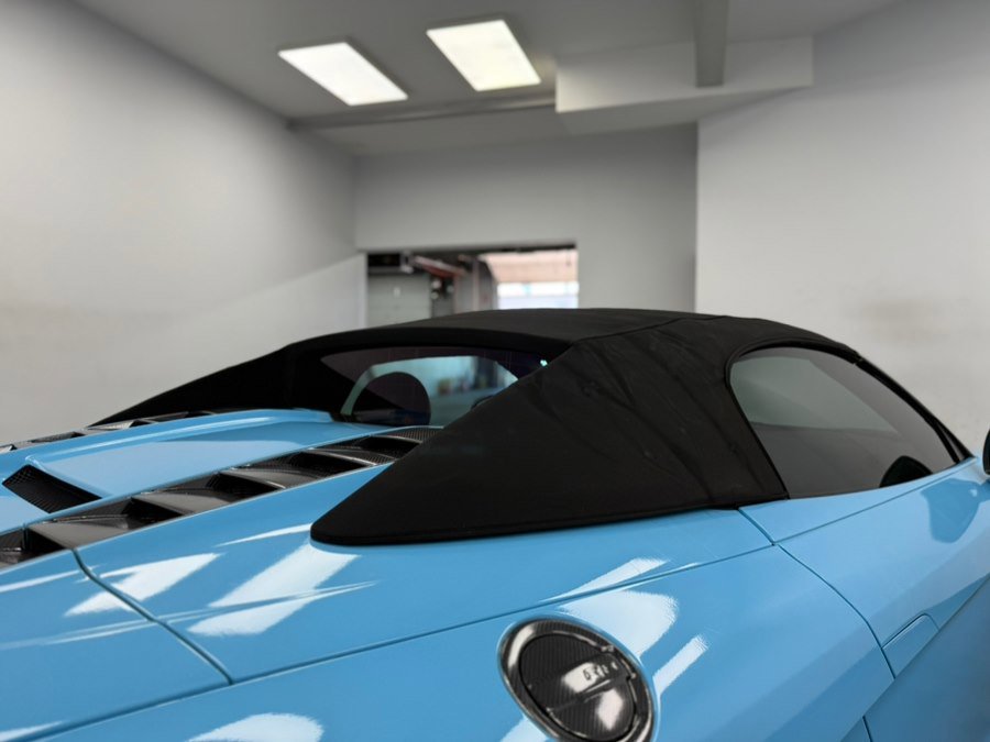 Used 2011 Audi R8 V10 image 36