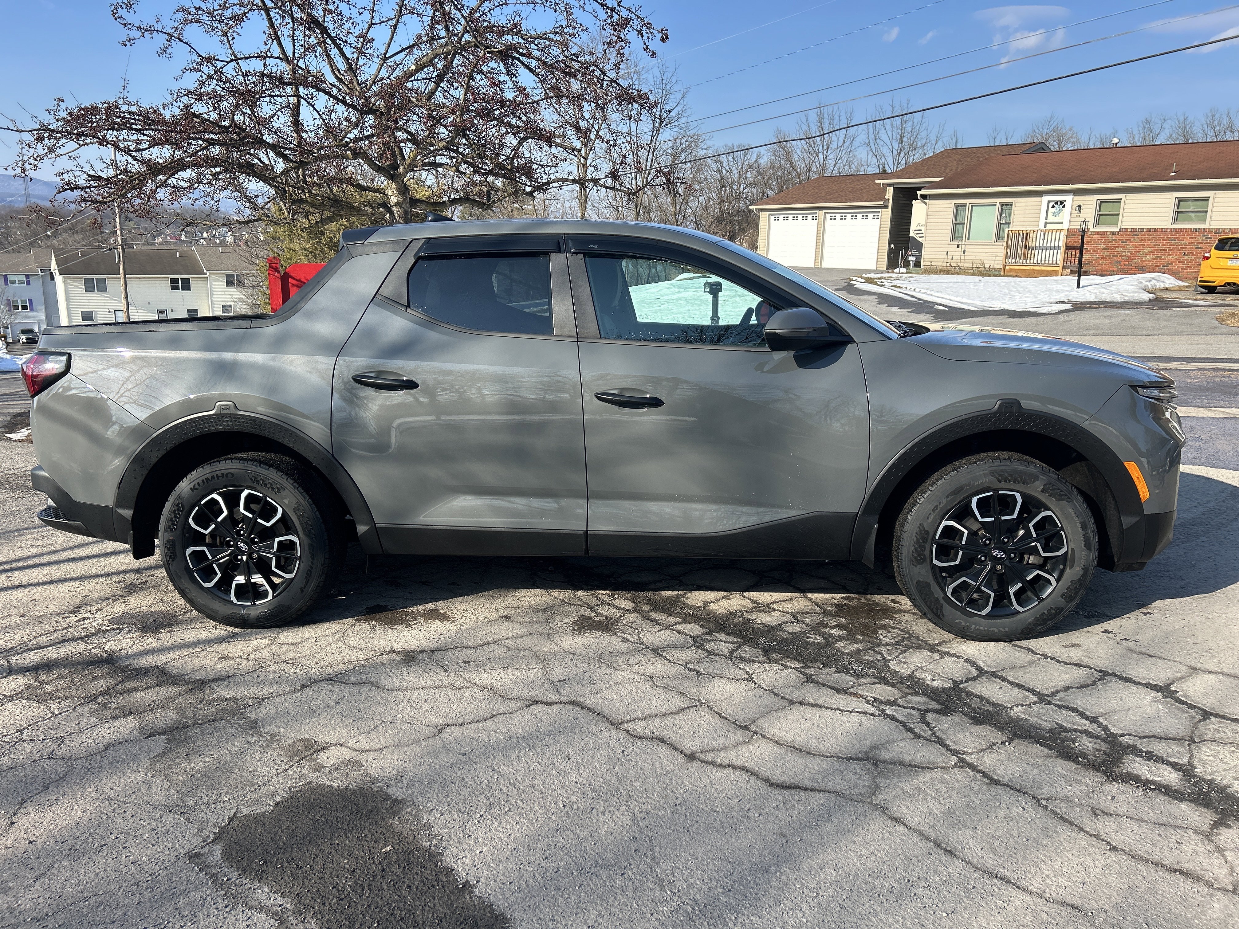 Used 2022 Hyundai Santa Cruz SEL AWD/4WD image 2
