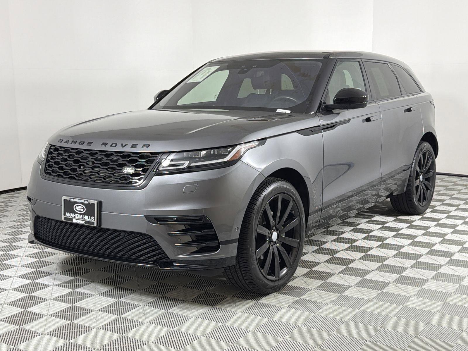 Used 2019 Land Rover Range Rover Velar R-Dynamic SE