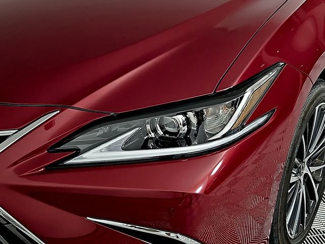 Used 2025 Lexus ES 350 w/ Premium Package image 10