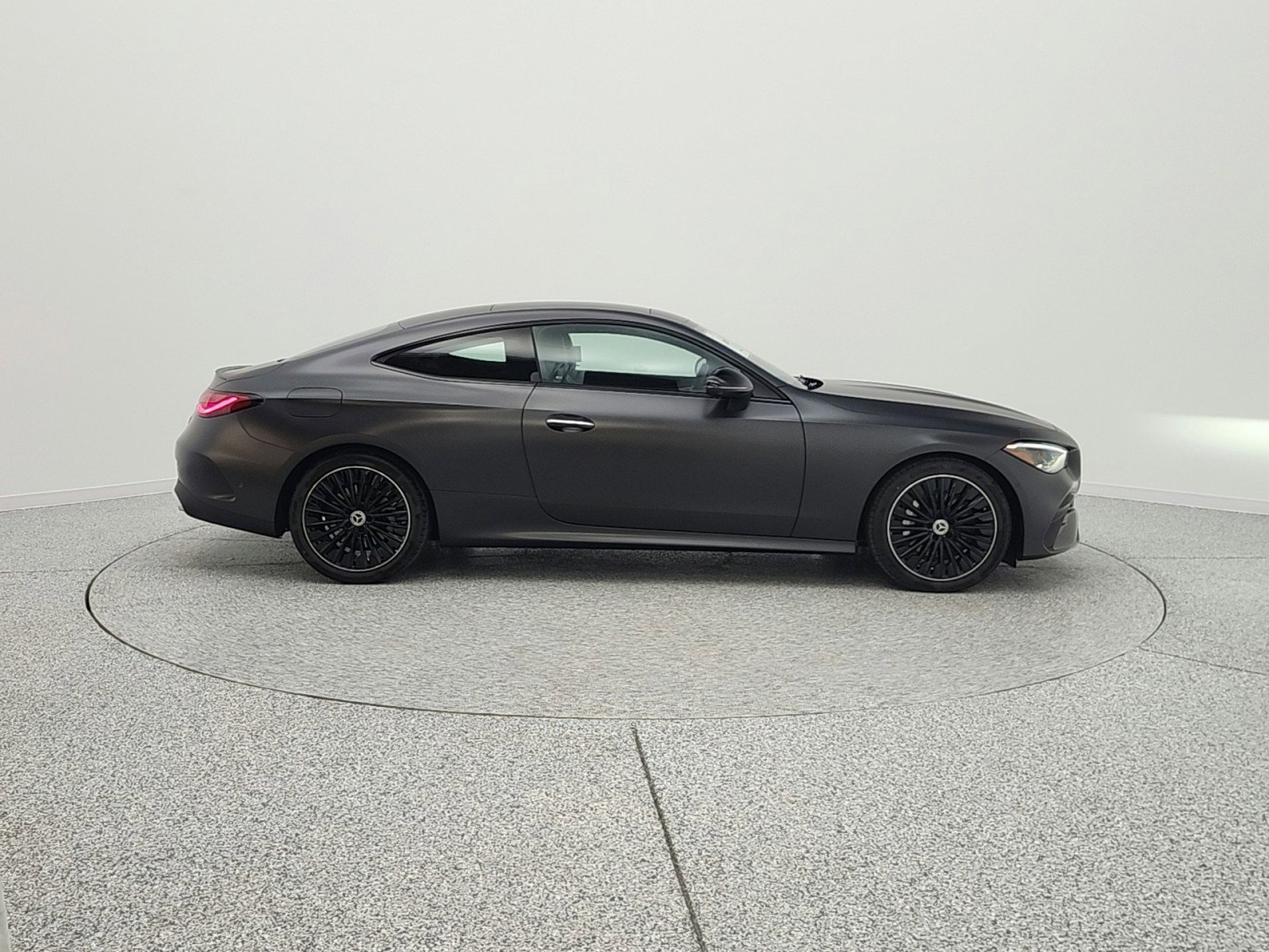 New 2026 Mercedes-Benz CLE 450 4MATIC Coupe image 4