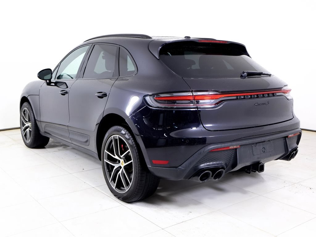 Certified 2025 Porsche Macan S w/ Premium Package Plus AWD/4WD image 3