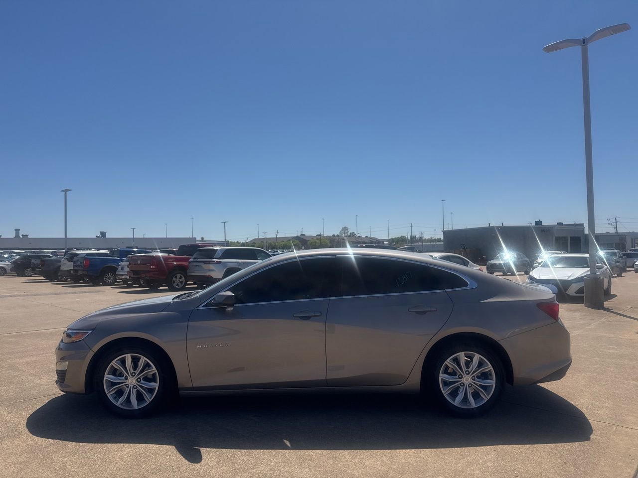 Used 2023 Chevrolet Malibu LT w/ Driver Confidence Package image 12