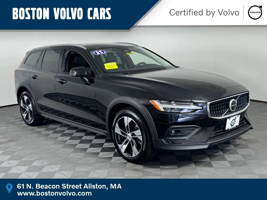Certified 2025 Volvo V60 B5 Cross Country Plus AWD/4WD image 1