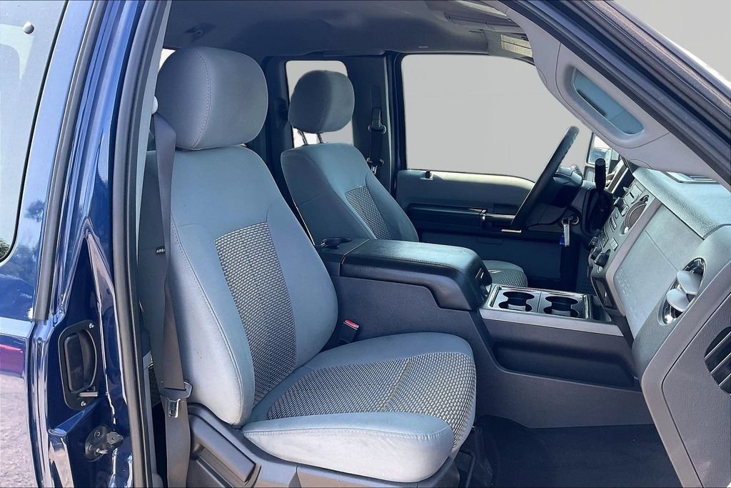 Used 2012 Ford F250 XLT w/ XLT Interior Pkg AWD/4WD image 27