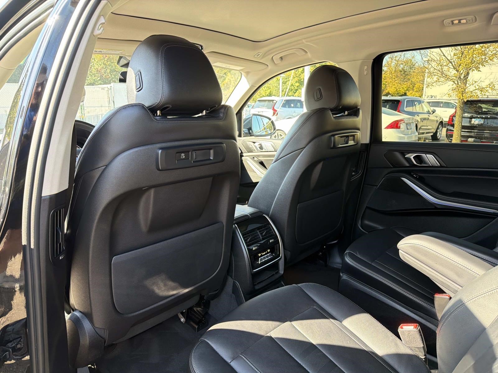 Certified 2022 BMW X7 xDrive40i AWD/4WD image 35