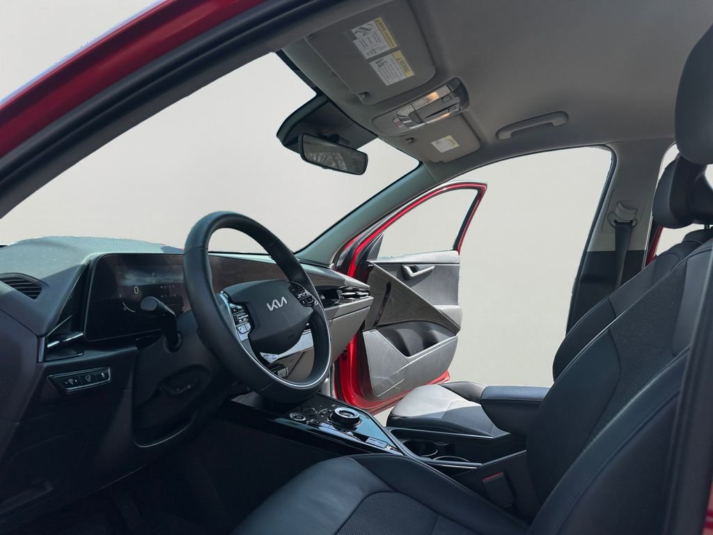 Used 2024 Kia Niro Wind w/ Wind Preserve Package image 9