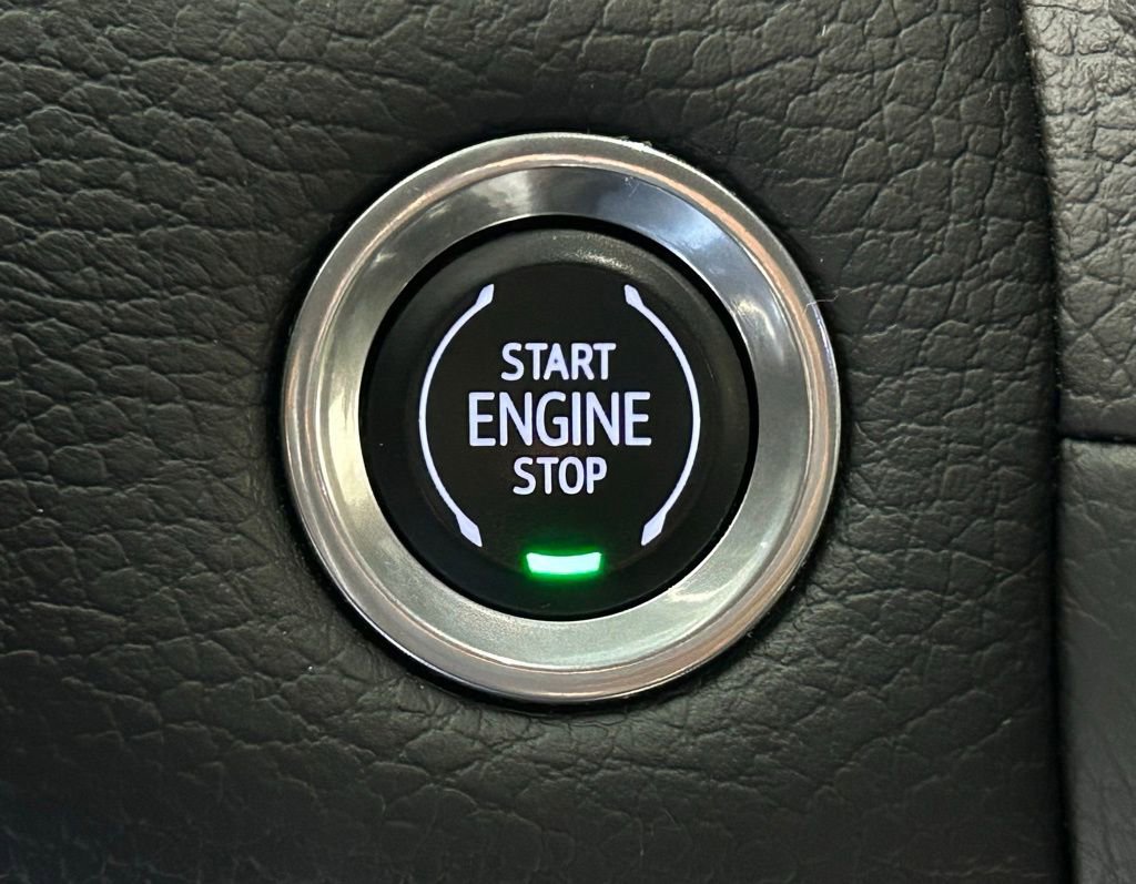 Used 2022 GMC Yukon XL Denali image 27