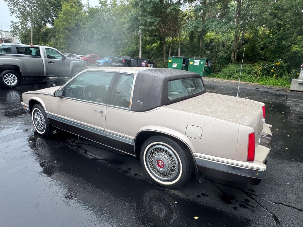 Used 1989 Cadillac Eldorado Coupe FWD image 5
