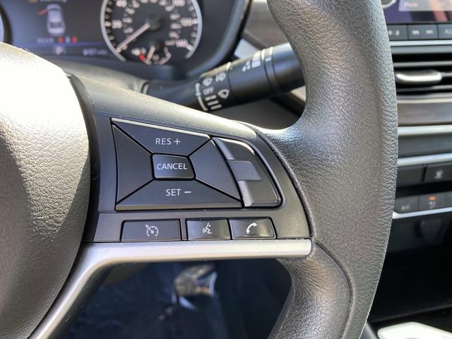 Used 2024 Nissan Altima 2.5 SV image 16