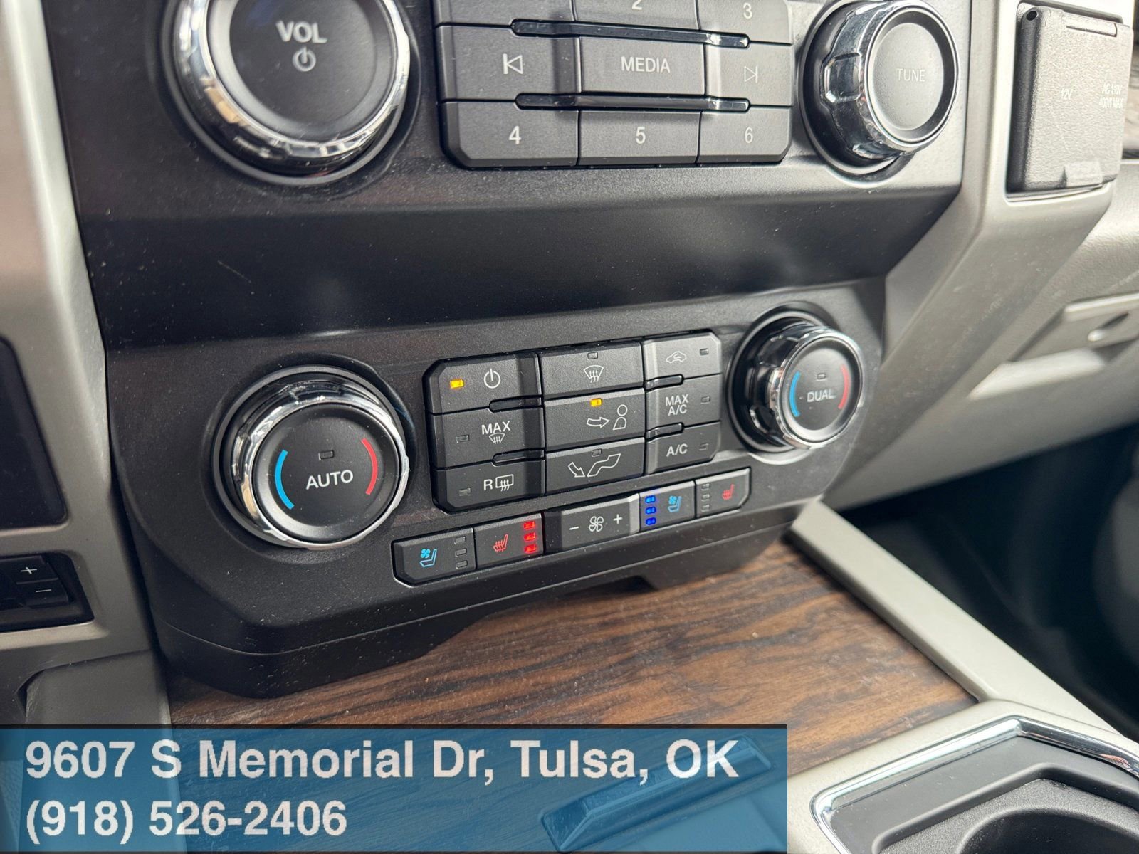 Certified 2019 Ford F150 Lariat image 24