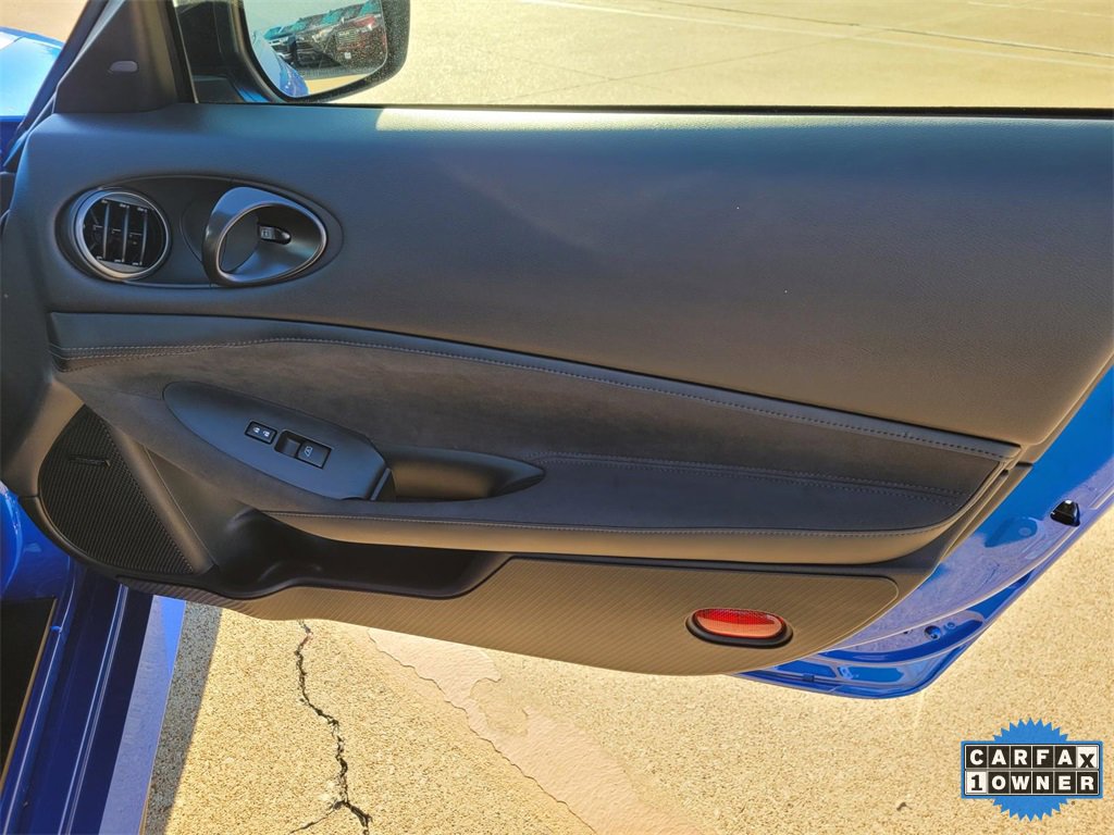 Used 2024 Nissan Z Performance w/ Floor Mat Package image 9